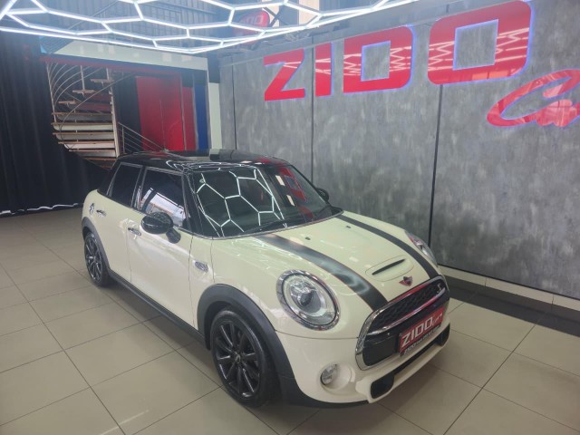 BUY MINI COOPER 5DR 2017 COOPER S 5DR A/T (XS72), Zido Cars